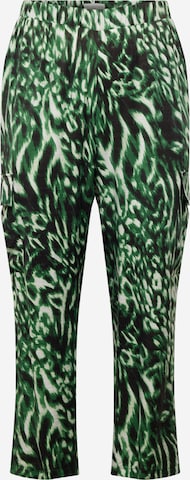 Regular Pantalon cargo 'JADA' ONLY Carmakoma en vert : devant