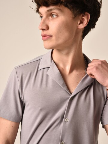 T-Shirt Antioch en gris