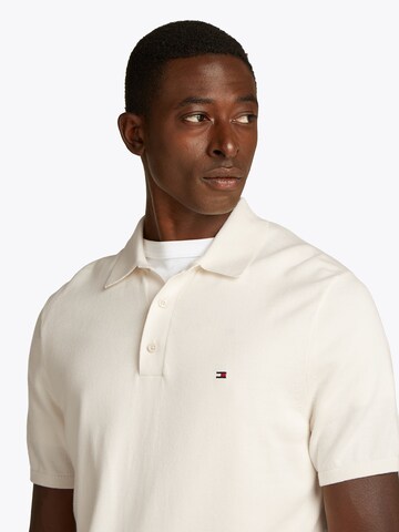Pulover 'ESSENTIAL' de la TOMMY HILFIGER pe alb