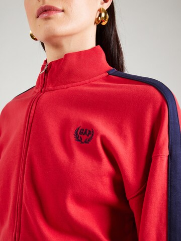 GAP - Sudadera con cremallera en rojo