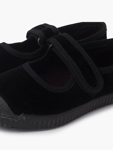 Pisamonas - Zapatos bajos en negro