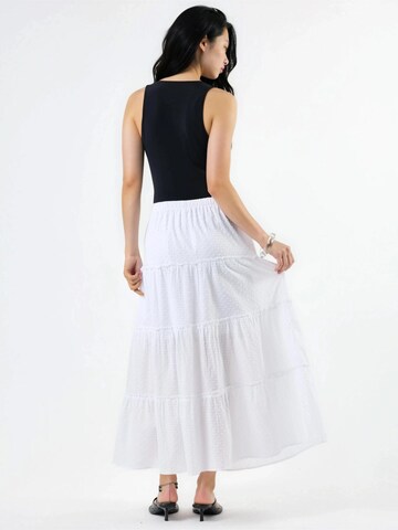 Busem Skirt in White