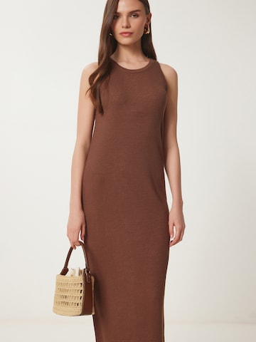 Robes en maille Happiness İstanbul en marron