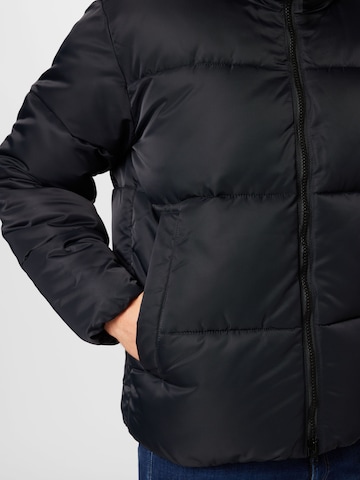 Abercrombie & Fitch Zimná bunda - Čierna