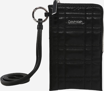 Calvin Klein Pouzdro na smartphone – černá: přední strana