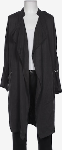 Soyaconcept Jacket & Coat in XS in Grey: front