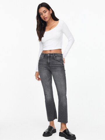Pull&Bear Flared Jeans in Grey