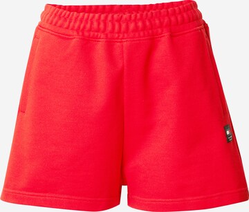 Tommy Jeans Loosefit Shorts in Rot: predná strana