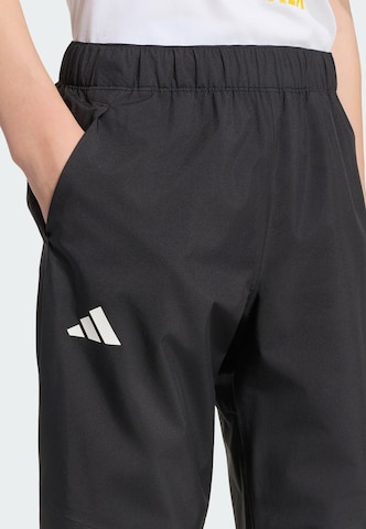 Effilé Pantalon d'extérieur ADIDAS TERREX en noir