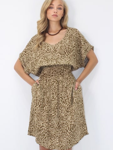 Trend Alaçatı Stili Φόρεμα σε καφέ: μπροστά