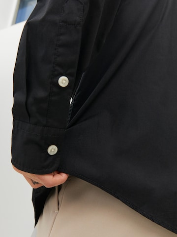 JACK & JONES Comfort fit Button Up Shirt 'Bill' in Black