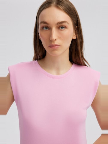 Touche Prive Jurk in Roze