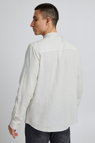 Coupe regular Chemise 'chuko' 11 Project en beige