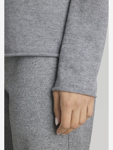 MAERZ Muenchen Sweater in Grey: side