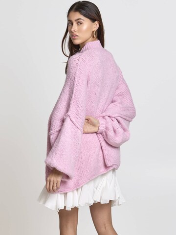 Lilavie Strickjacke ' Lolaa Oversize One Size ' in Pink