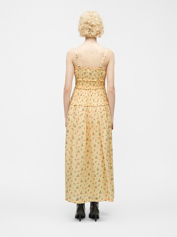 Robe d’été Abercrombie & Fitch en jaune