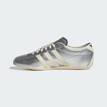 ADIDAS ORIGINALS Sneaker 'Tokyo' in Silber