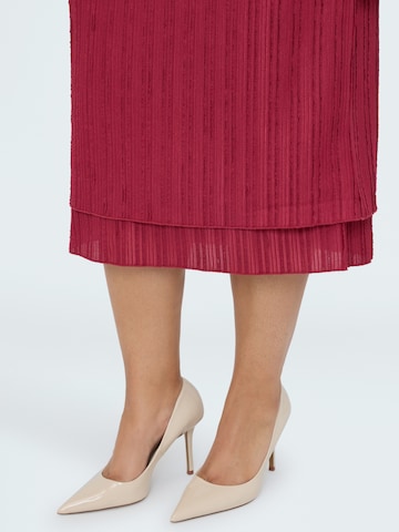 Gonna di Fiorella Rubino in rosso