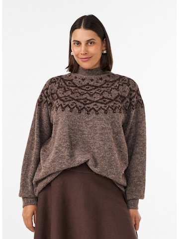 Pull-over Zizzi en marron