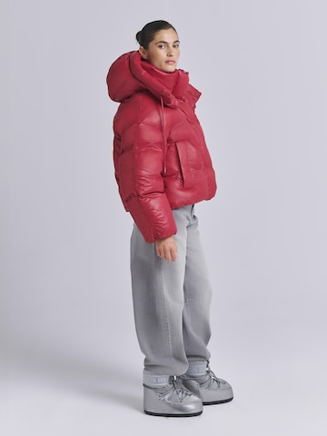 AEMMI Winter Jacket in Red
