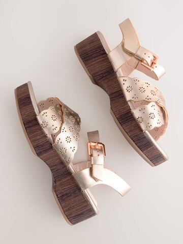 Next Sandaler i pink