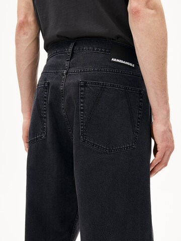 ARMEDANGELS Loosefit Jeans in Zwart