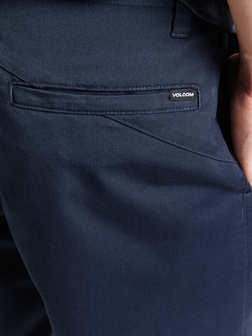 Volcom regular Παντελόνι τσίνο 'FRCKN MDN' σε γκρι