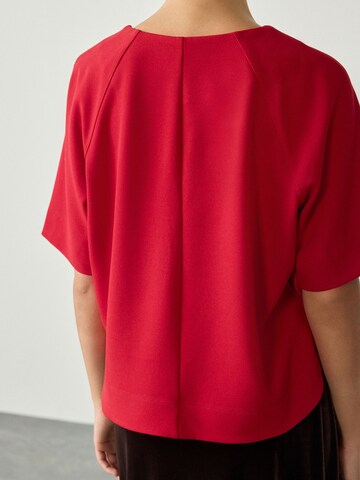 Next - Camiseta en rojo