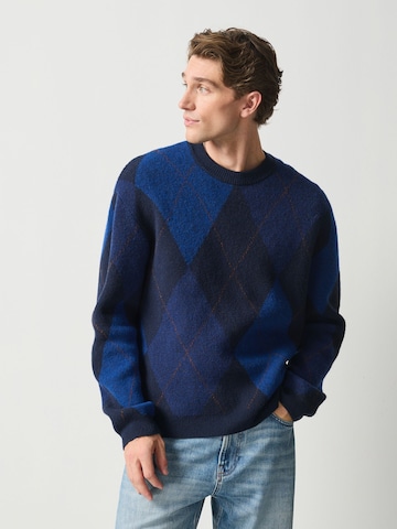 Next Sweater in Blue: front