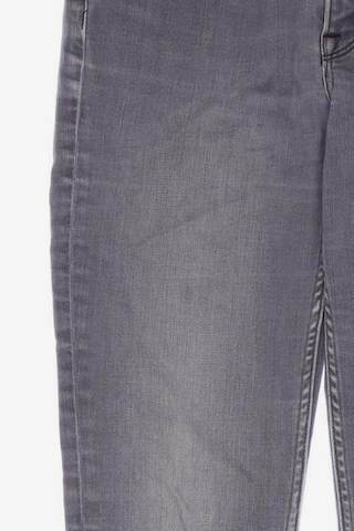 Lee Jeans 26 in Grau