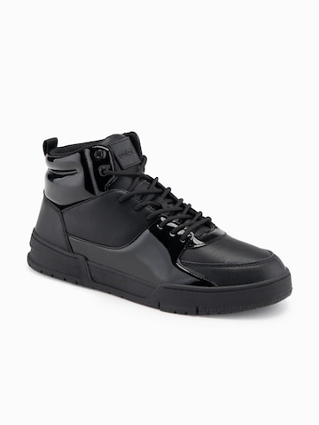 Sneaker alta di Ombre in nero