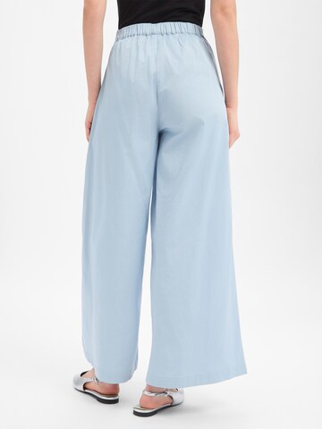 Marie Lund Pants in Blue