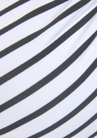 VENICE BEACH Σουτιέν για T-Shirt Τοπ μπικίνι σε μαύρο