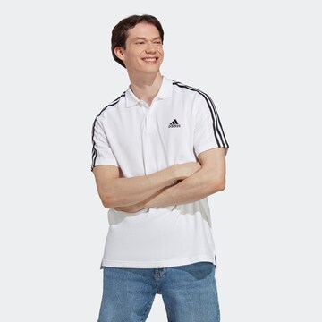 ADIDAS SPORTSWEAR Функционална тениска 'Essentials' в бяло: отпред