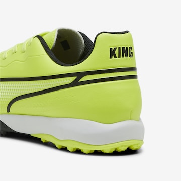 Chaussure de foot 'KING MATCH' PUMA en vert