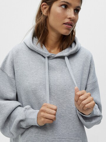 Pull&Bear Sweatshirt in Grau