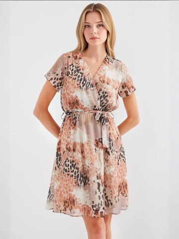 Bigdart Jurk in Beige