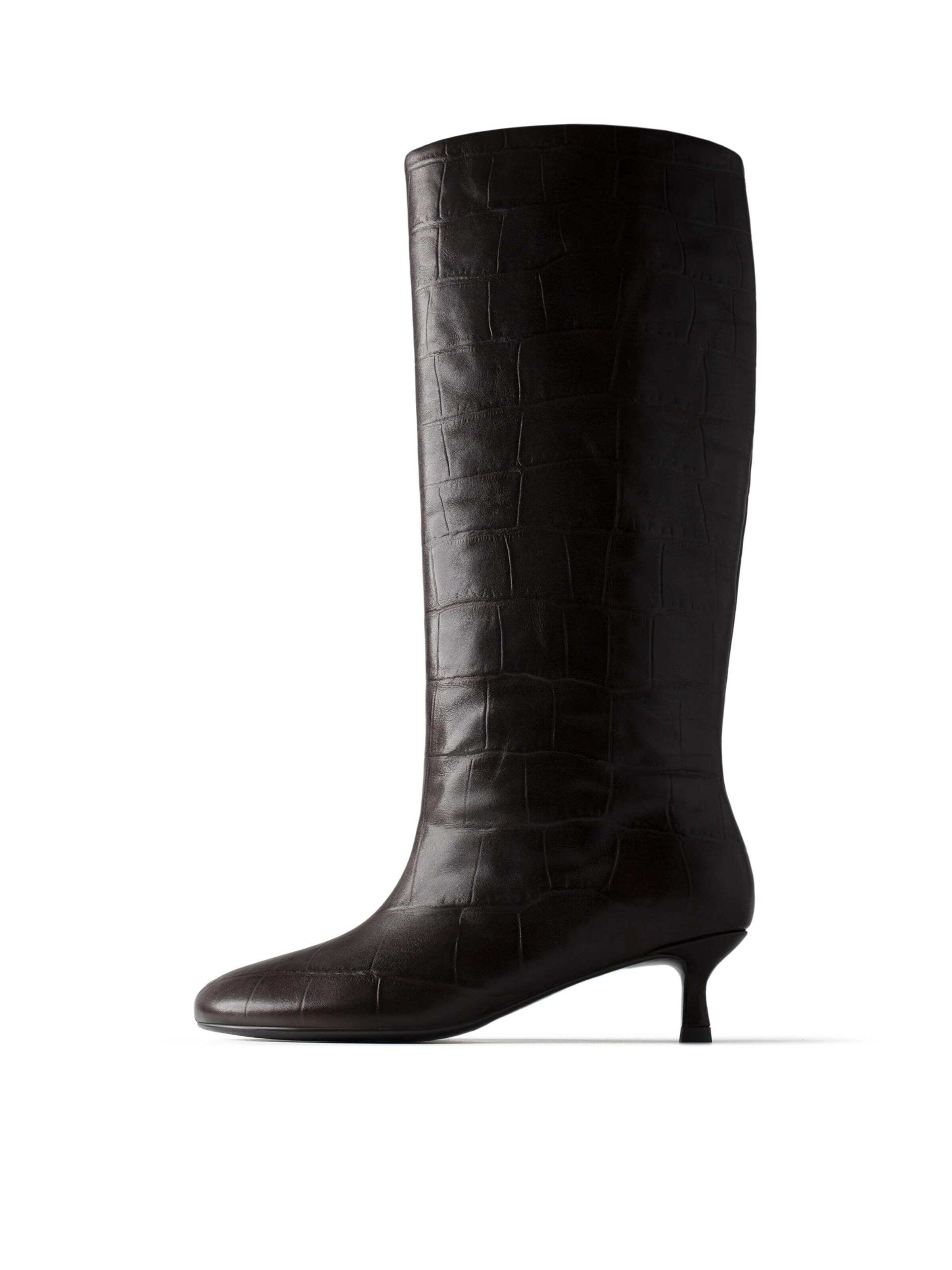 Botine 'DANCING WITH SHADOWS' de la L37 HANDMADE SHOES pe maro: față