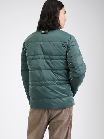CAMP DAVID Between-Season Jacket in Green