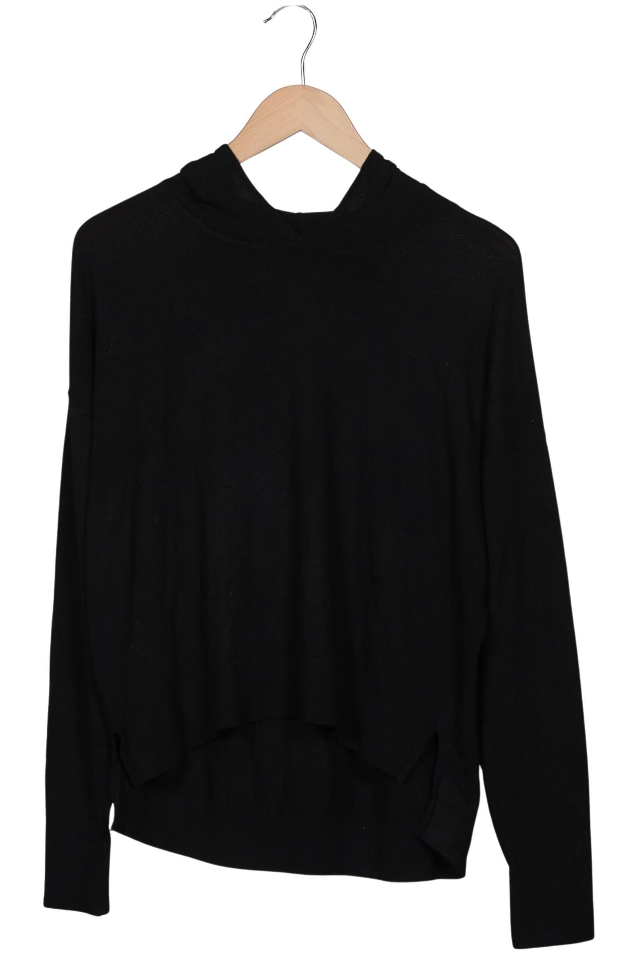 Nice Connection Sweater & Cardigan in M in Black: front