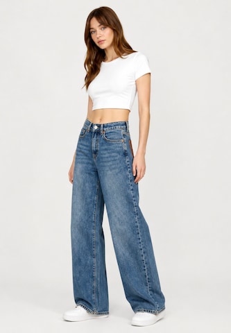 Elara Wide Leg Jeans in Blau