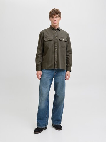 JACK & JONES Средняя посадка Рубашка 'JJETRAVIS' в Зеленый