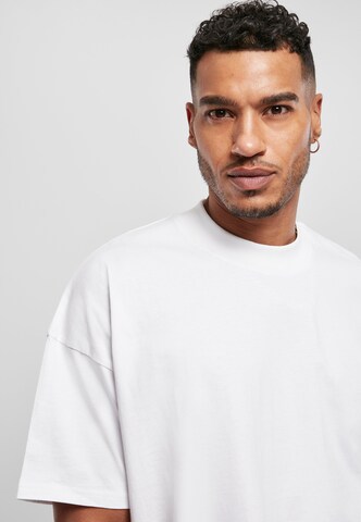 T-Shirt Urban Classics en blanc