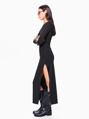 Bershka Mekko värissä musta