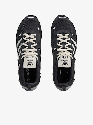 ADIDAS X SONG FOR THE MUTE - Sapatilhas baixas 'Adizero PR' em preto
