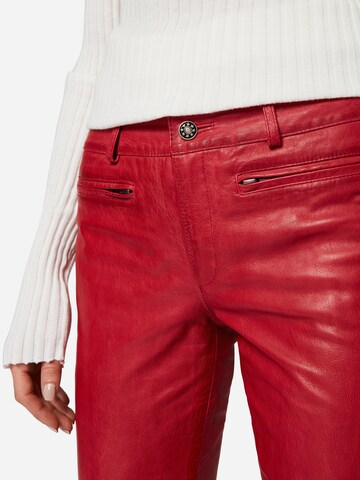 RICANO - Slimfit Pantalón 'Donna' en rojo
