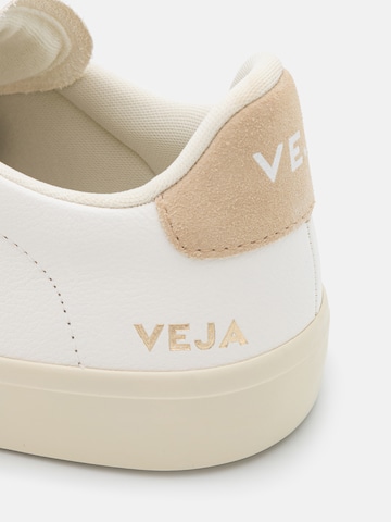 Veja Nízke tenisky 'Campo' - Biela