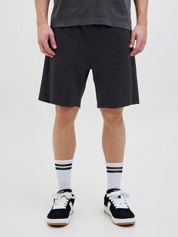 JACK & JONES Loosefit Nadrág 'JPSTKANE MATTY' - fekete: elől