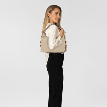 GUESS Schultertasche 'Camden' in Beige