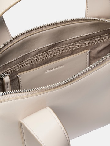 Calvin Klein Handbag in Brown
